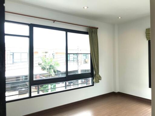 214 Sqm., 3 Beds, 2 Baths House listed for ฿ 6,250,000.