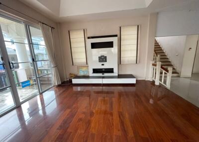 300 Sqm., 1 Bed, 1 Bath House listed for ฿ 7,245,000.