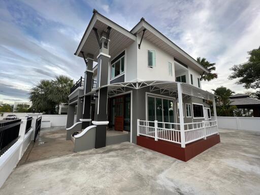324 Sqm., 1 Bed, 1 Bath House listed for ฿ 6,000,000.
