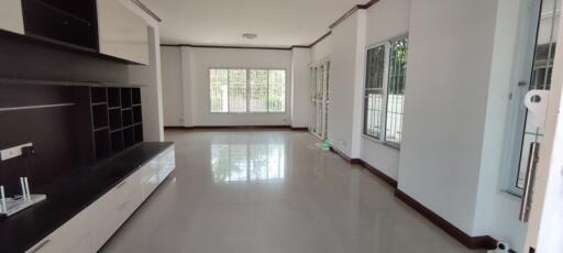 246 Sqm., 3 Beds, 3 Baths House listed for ฿ 7,140,000.