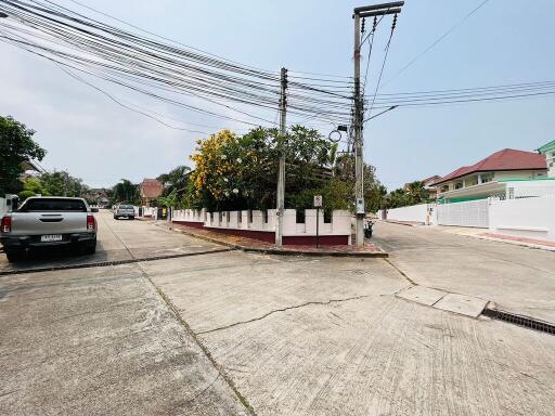 400 Sqm., 1 Bed, 1 Bath House listed for ฿ 7,088,000.