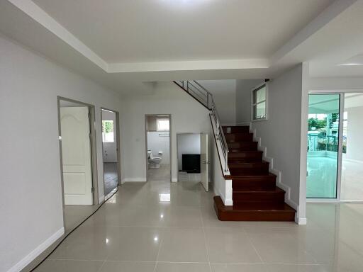 565 Sqm., 4 Beds, 3 Baths House listed for ฿ 7,035,000.