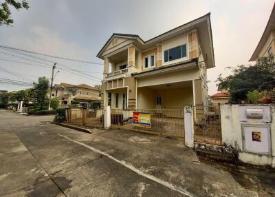 274 Sqm., 1 Bed, 1 Bath House listed for ฿ 7,035,000.