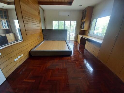 274 Sqm., 1 Bed, 1 Bath House listed for ฿ 7,035,000.