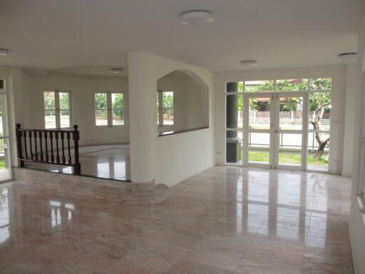 448 Sqm., 3 Beds, 3 Baths House listed for ฿ 6,930,000.