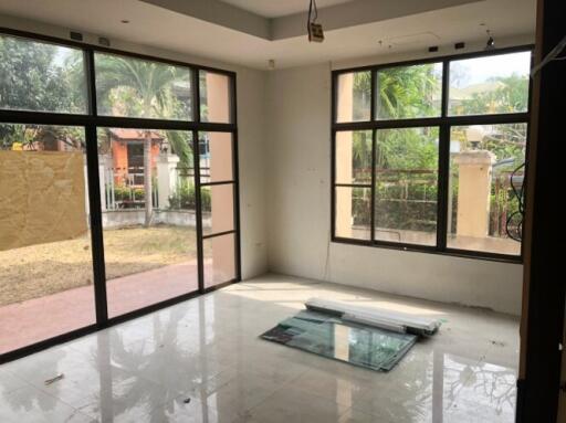 568 Sqm., 4 Beds, 3 Baths House listed for ฿ 6,000,000.