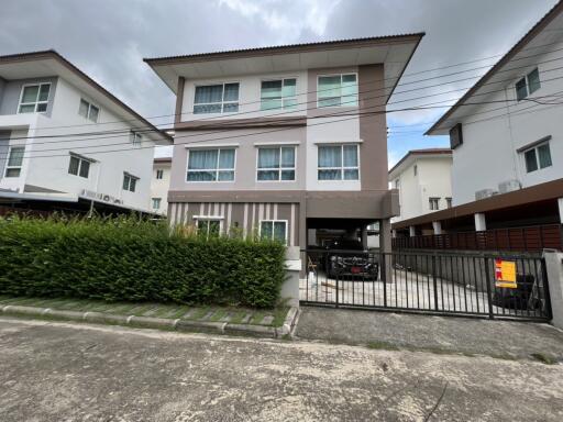 202 Sqm., 1 Bed, 1 Bath House listed for ฿ 6,930,000.