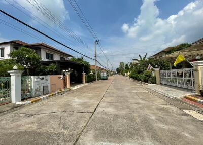 309 Sqm., 3 Beds, 3 Baths House listed for ฿ 6,720,000.