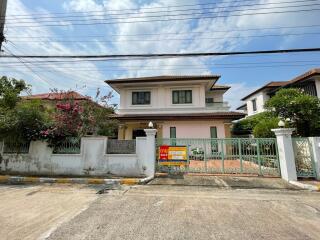 309 Sqm., 3 Beds, 3 Baths House listed for ฿ 6,720,000.