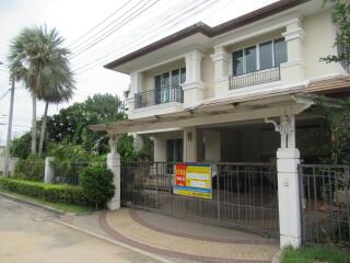 384 Sqm., 3 Beds, 3 Baths House listed for ฿ 6,710,000.