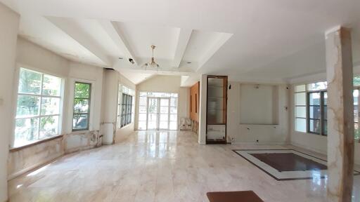 552 Sqm., 3 Beds, 2 Baths House listed for ฿ 4,650,000.