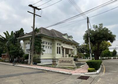320 Sqm., 4 Beds, 3 Baths House listed for ฿ 6,600,000.