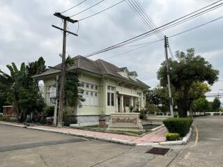 320 Sqm., 4 Beds, 3 Baths House listed for ฿ 6,600,000.