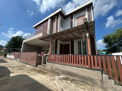 420 Sqm., 1 Bed, 1 Bath House listed for ฿ 6,592,000.