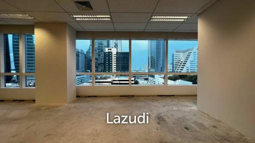 Fitted office at Ploenchit (Central CBD)