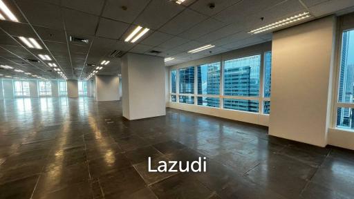 Large office space at Ploenchit (Central CBD)