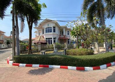 400 Sqm., 1 Bed, 1 Bath House listed for ฿ 4,900,000.