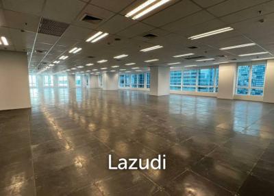 Large office Duplex connect with stairs over 2 floor at Ploenchit (Central CBD)