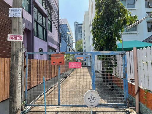 284 Sqm., 1 Bed, 1 Bath House listed for ฿ 5,866,000.