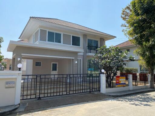 231 Sqm., 3 Beds, 2 Baths House listed for ฿ 4,700,000.