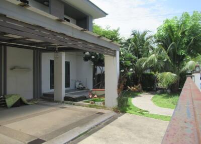 356 Sqm., 3 Beds, 3 Baths House listed for ฿ 5,775,000.
