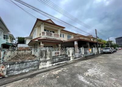 320 Sqm., 4 Beds, 3 Baths House listed for ฿ 5,775,000.