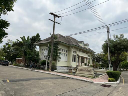 320 Sqm., 4 Beds, 3 Baths House listed for ฿ 5,775,000.