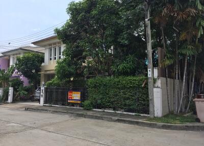 295 Sqm., 1 Bed, 1 Bath House listed for ฿ 5,775,000.