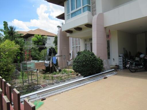 420 Sqm., 3 Beds, 3 Baths House listed for ฿ 5,670,000.