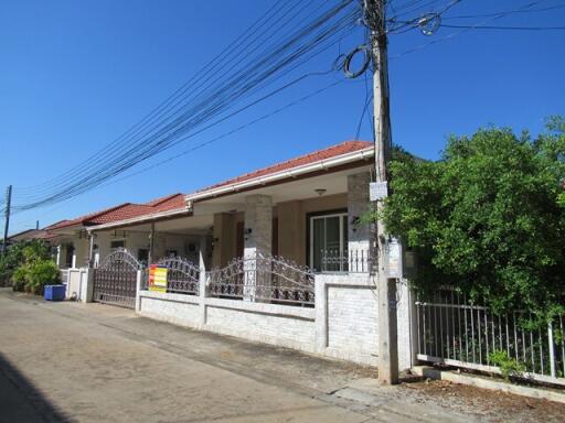 320 Sqm., 3 Beds, 3 Baths House listed for ฿ 4,100,000.