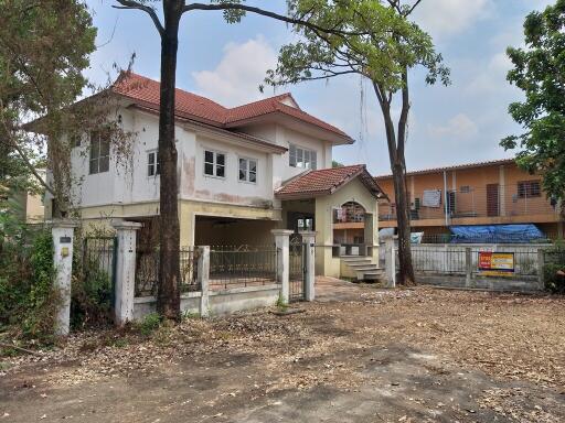 492 Sqm., 4 Beds, 3 Baths House listed for ฿ 5,565,000.