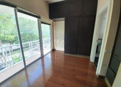 208 Sqm., 1 Bed, 1 Bath House listed for ฿ 4,600,000.