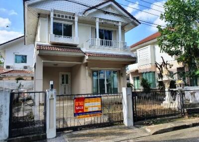 208 Sqm., 1 Bed, 1 Bath House listed for ฿ 4,600,000.