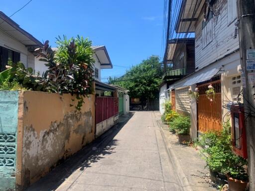 616 Sqm., 1 Bed, 1 Bath House listed for ฿ 5,484,000.