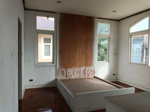 356 Sqm., 1 Bed, 1 Bath House listed for ฿ 4,700,000.