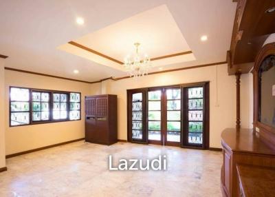 3 Bed 3 Bath Detached House   452 Sqm For Sale