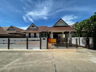 402 Sqm., 3 Beds, 3 Baths House listed for ฿ 5,355,000.