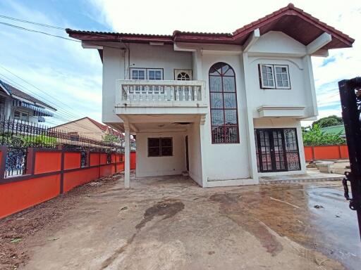 460 Sqm., 3 Beds, 2 Baths House listed for ฿ 4,200,000.