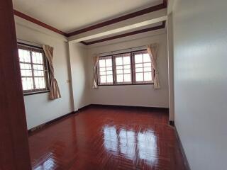 460 Sqm., 3 Beds, 2 Baths House listed for ฿ 4,200,000.