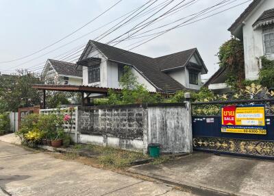 260 Sqm., 1 Bed, 1 Bath House listed for ฿ 5,250,000.