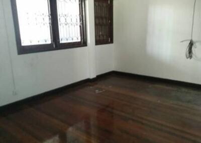 384 Sqm., 3 Beds, 3 Baths House listed for ฿ 5,128,000.