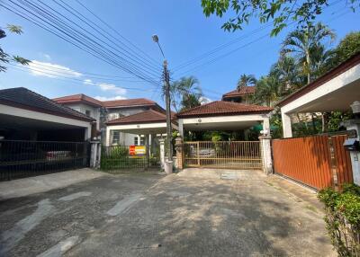 332 Sqm., 3 Beds, 2 Baths House listed for ฿ 5,040,000.