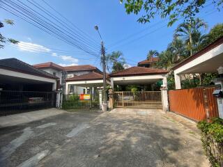 332 Sqm., 3 Beds, 2 Baths House listed for ฿ 5,040,000.