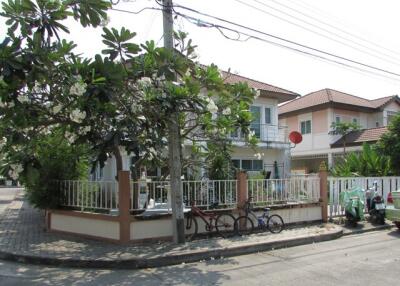 292 Sqm., 1 Bed, 1 Bath House listed for ฿ 5,040,000.