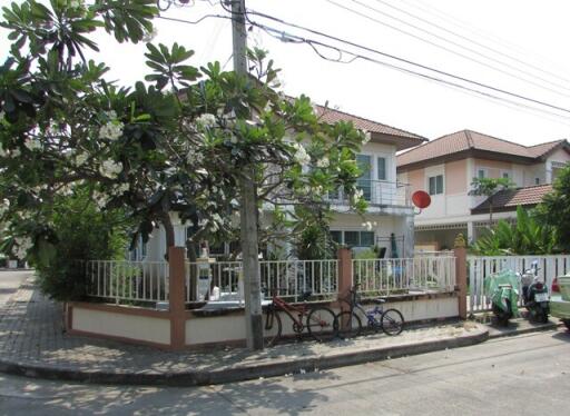 292 Sqm., 1 Bed, 1 Bath House listed for ฿ 5,040,000.
