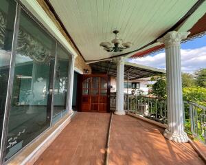 575 Sqm., 3 Beds, 1 Bath House listed for ฿ 4,999,000.