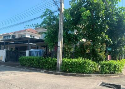 220 Sqm., 1 Bed, 1 Bath House listed for ฿ 4,988,000.