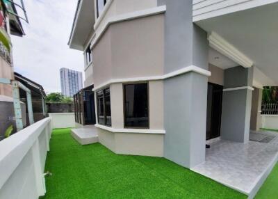 200 Sqm., 3 Beds, 3 Baths House listed for ฿ 4,935,000.