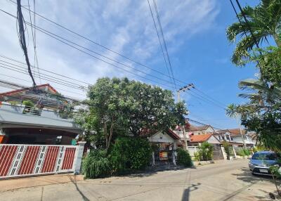 240 Sqm., 1 Bed, 1 Bath House listed for ฿ 4,935,000.