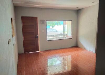 852 Sqm., 1 Bed, 1 Bath House listed for ฿ 4,843,000.